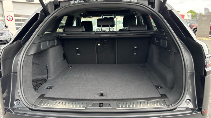 Land Rover Range Rover Velar 2.0 D200 MHEV Belgravia Edition 5dr Auto Diesel Estate - Image 10
